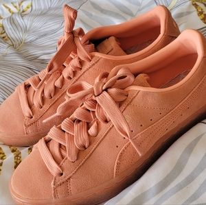 Puma sneakers